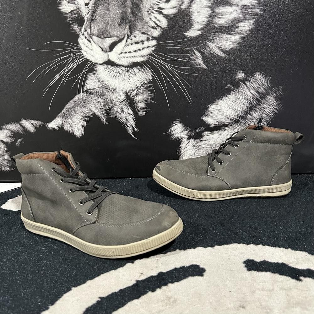 Deer Stags Nolan Jr Ankle Chukka Boot Boys 7M Gray Leather Lace-Up Cushioned